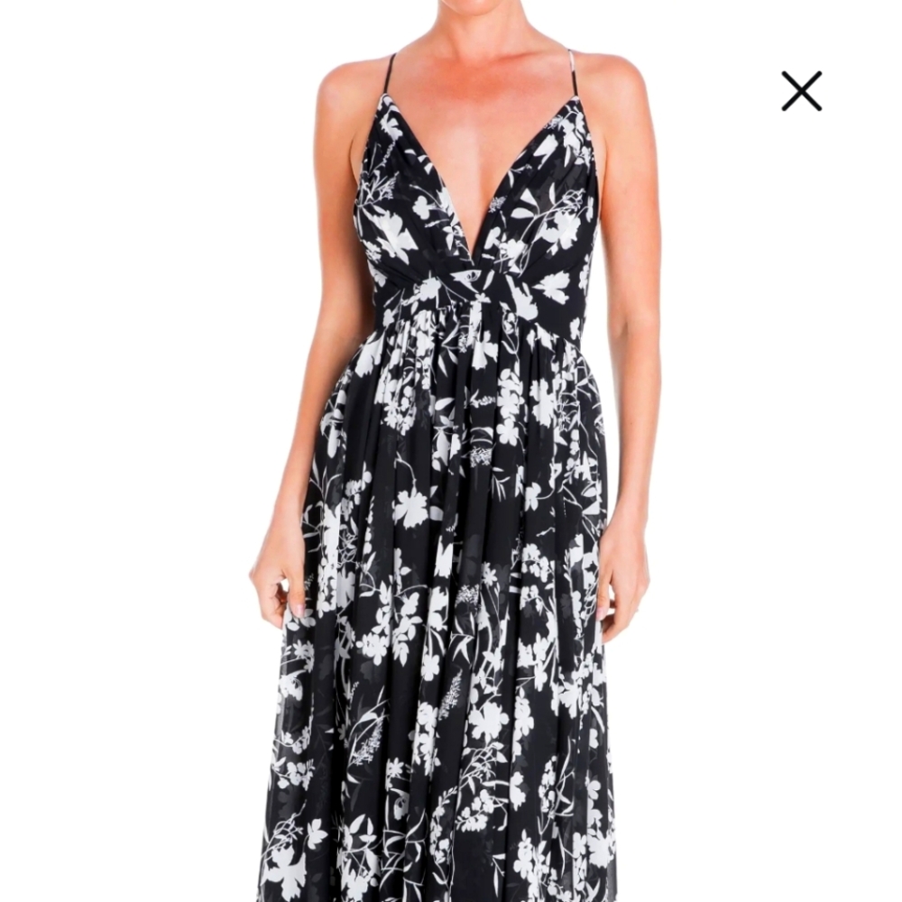 NWT Meghan LA Garden Maxi